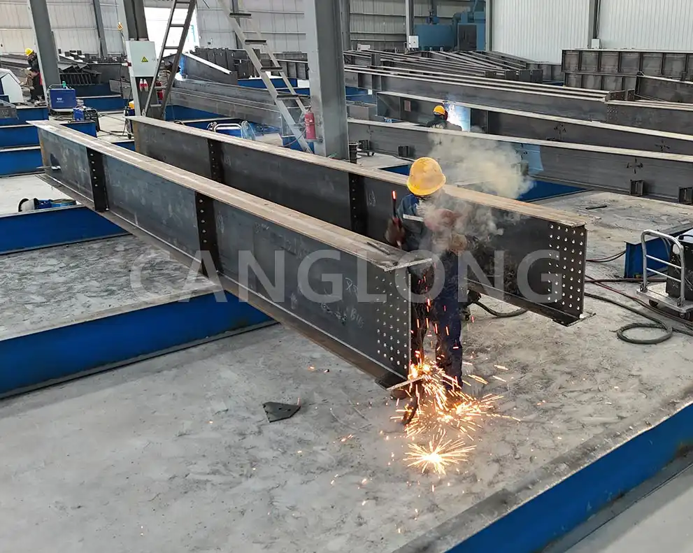 steel structure welding workshop
