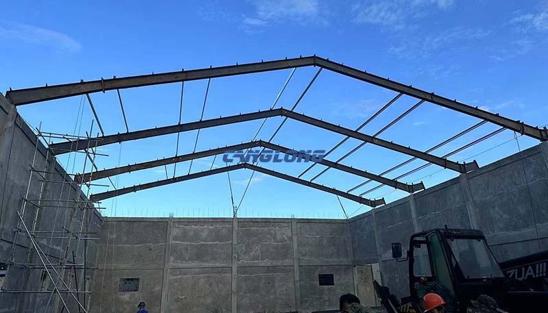steel structure roof installation