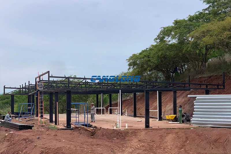 Hot-dip galvanized prefab steel frame for Panama tropical warehouse in Los Santos Province