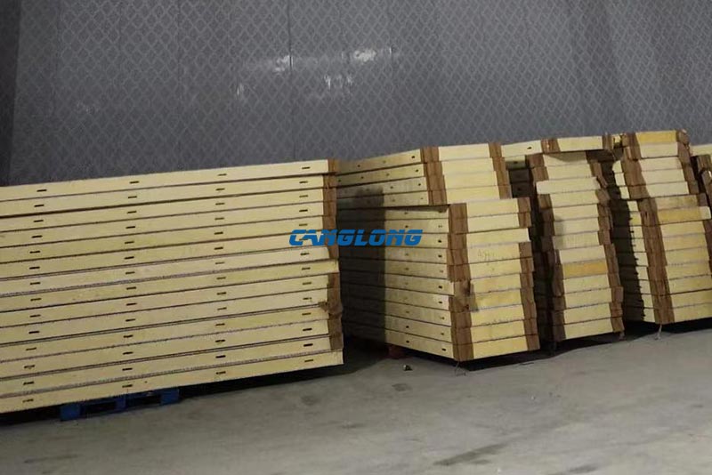 polyurethane sandwich panels