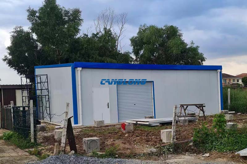 Thai sandwich panel house