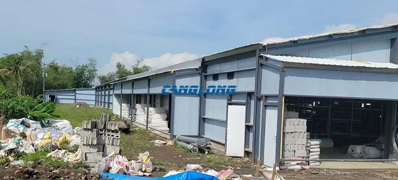 Philippine Chicken Coop Construction