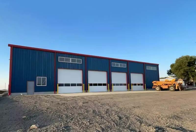 What materials are needed to build a metal warehouse?