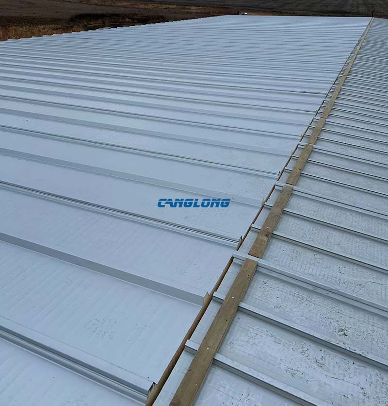 Canada Warehouse Roof Panels Installation