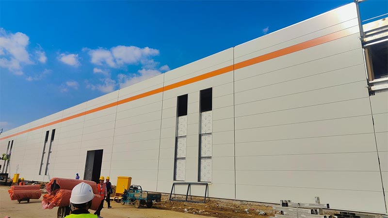 horizontal installation of exterior wall panels